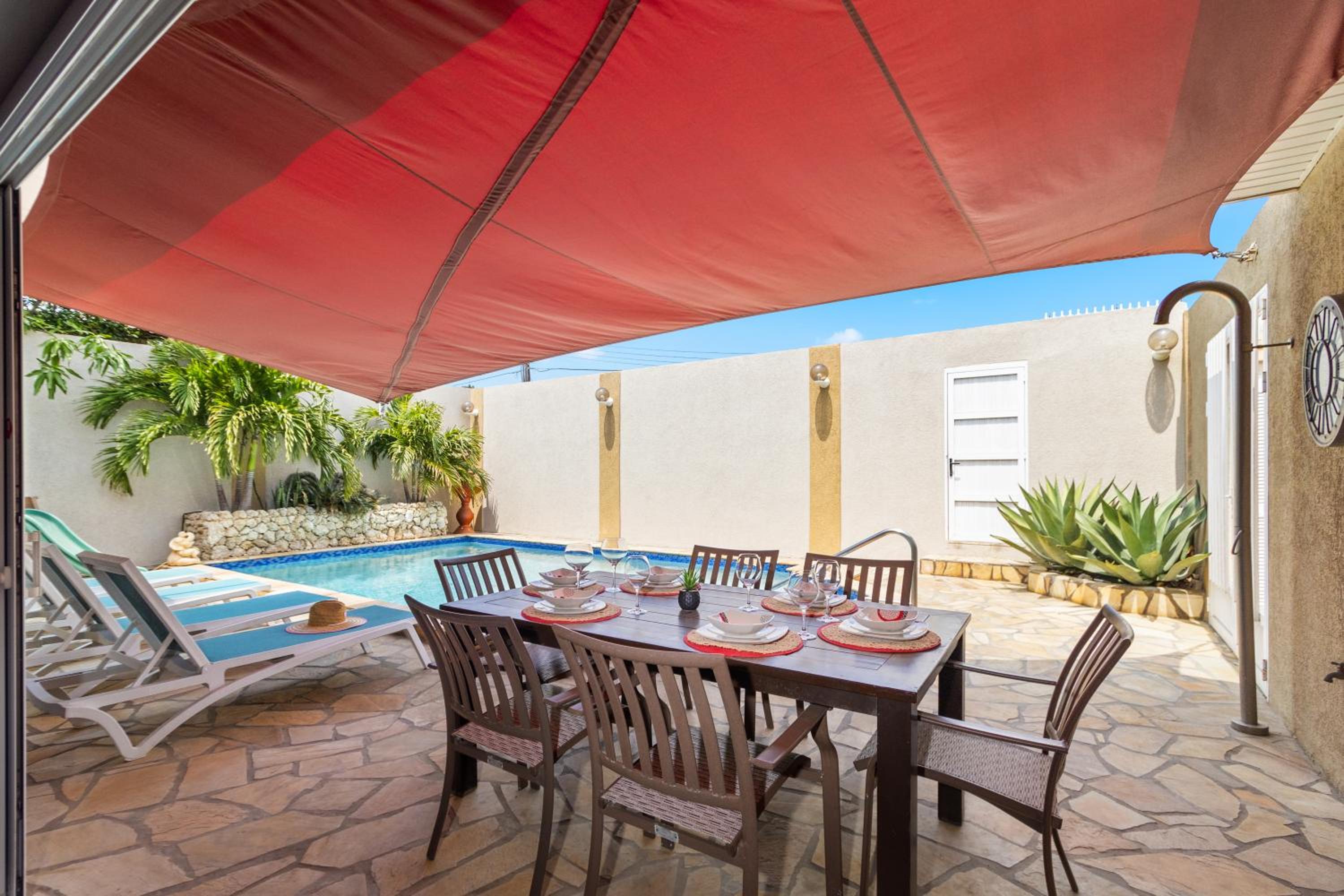 LARGE Villa with VIEW Private Pool FREE Utilities view 2