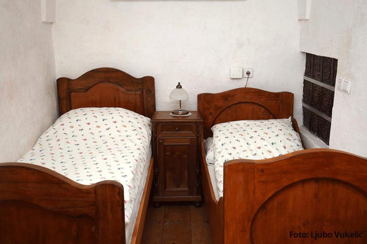 Dormouse House - Historic Countryside Retreat view 5
