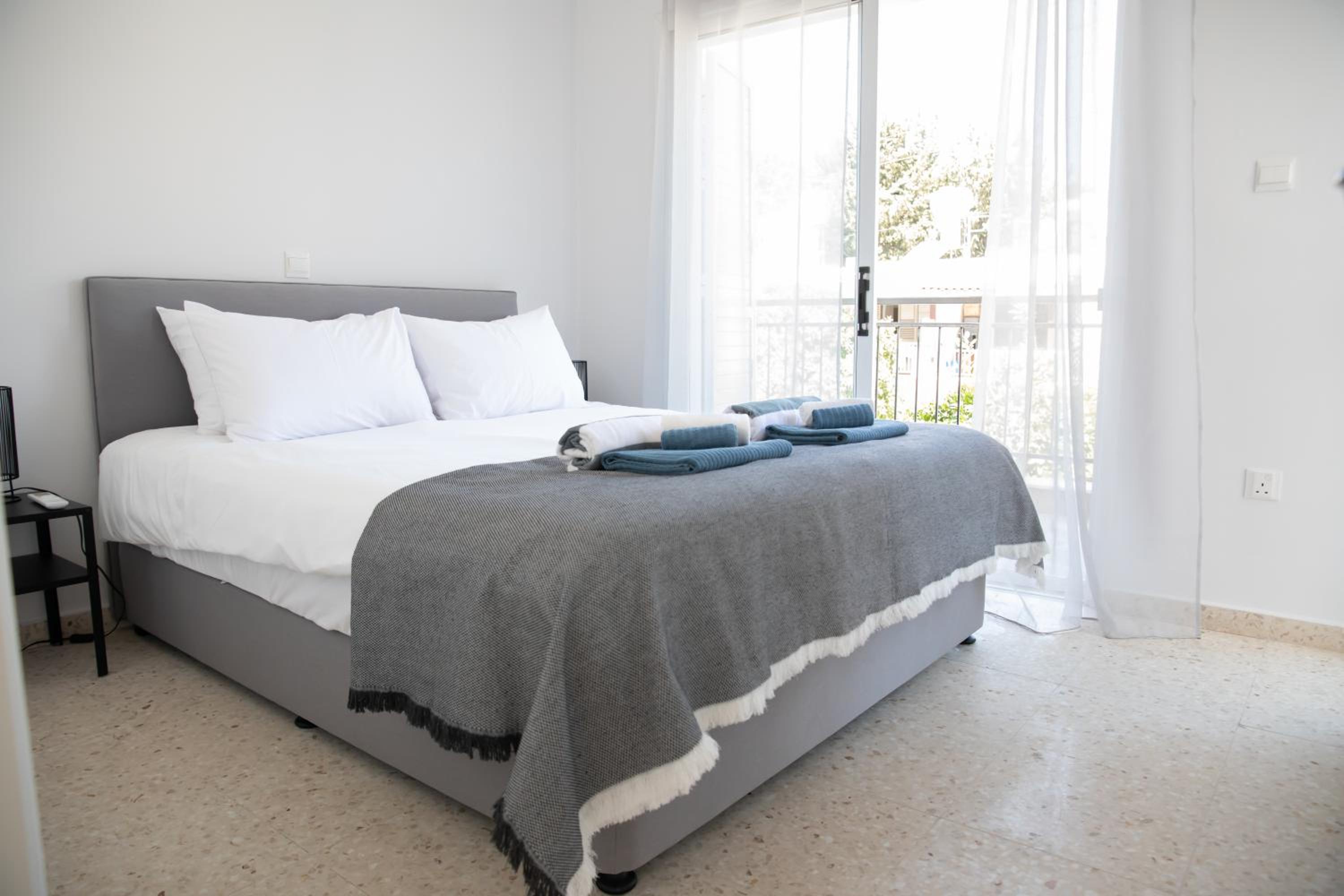 Taheli Riverside Townhouse in Tourist Area