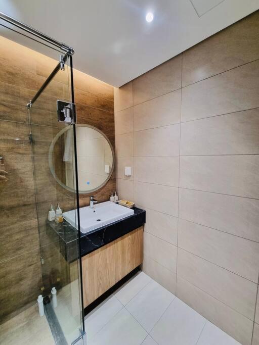 Căn Hộ Mới 2br2wc Tiện Ích Như Resorts Cách Sân Bay 20 Phút