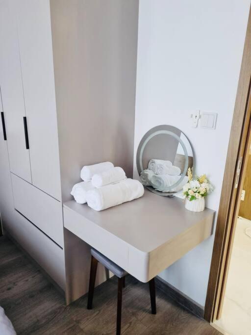 Căn Hộ Mới 2br2wc Tiện Ích Như Resorts Cách Sân Bay 20 Phút