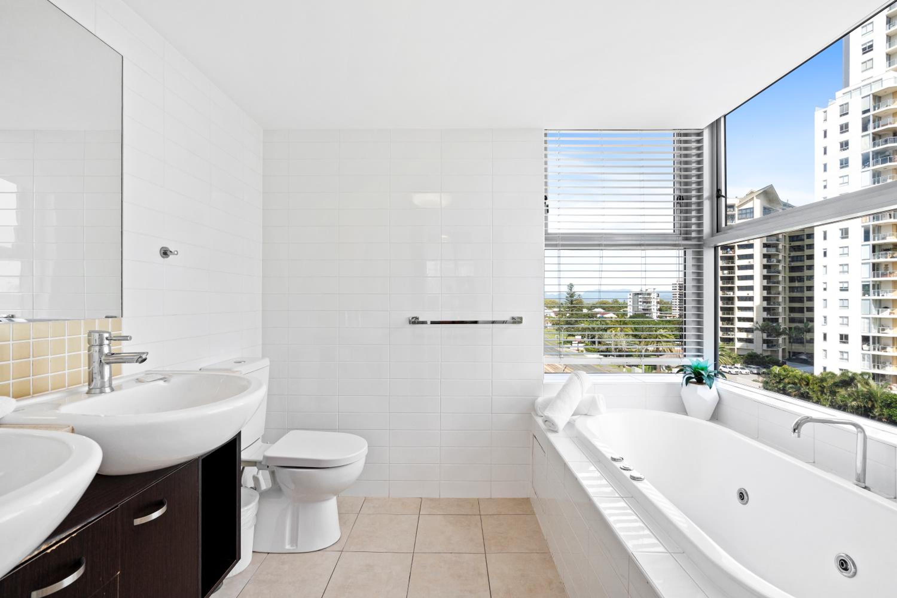 Wings Luxury Apartment Netflix