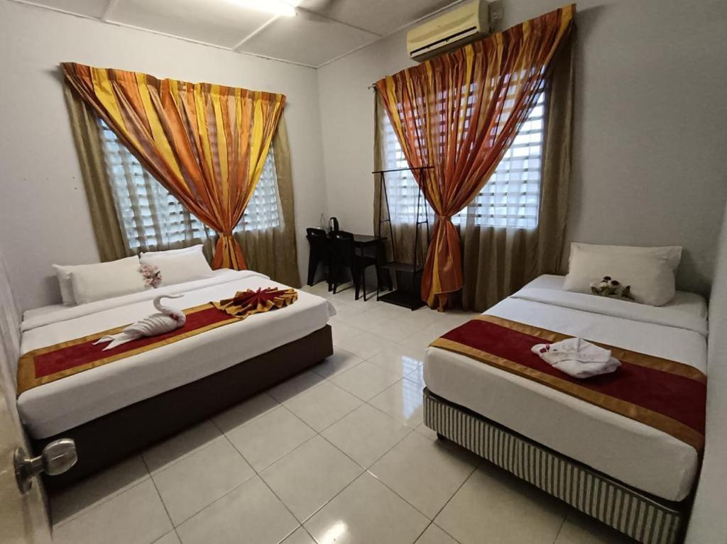 Taman Bahagia Homestay photo 2