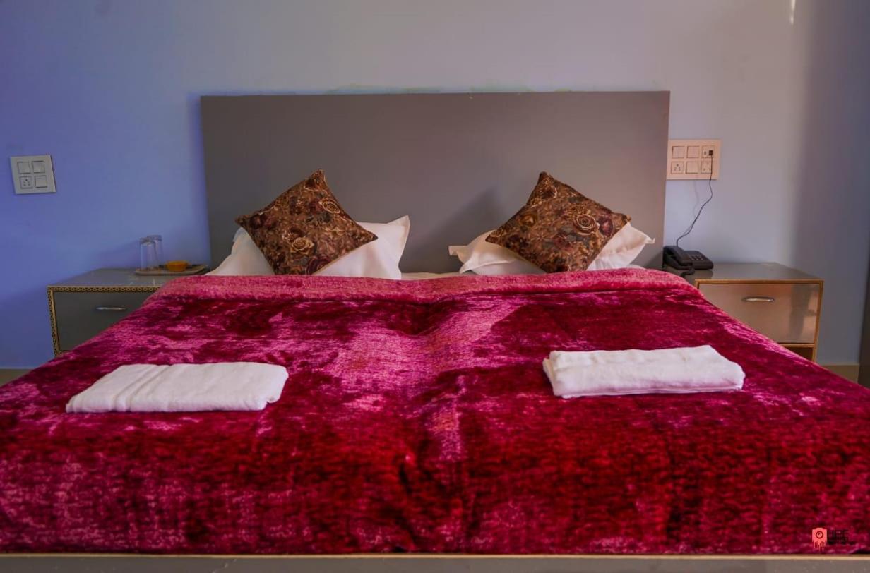 Radha Gopal Royal Homestay view 4
