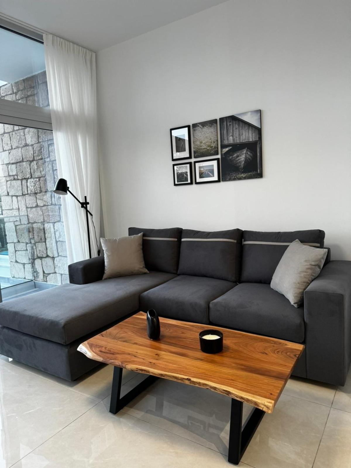 Seaside Gem 2-Beds Apt