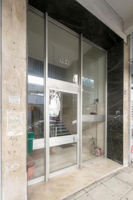 Spacious Urban Apt in the Heart of Athens