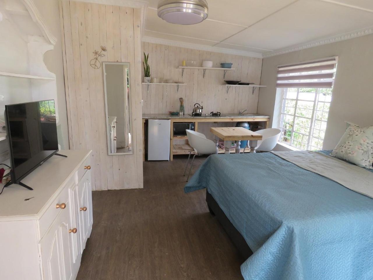 Avalon Cottages