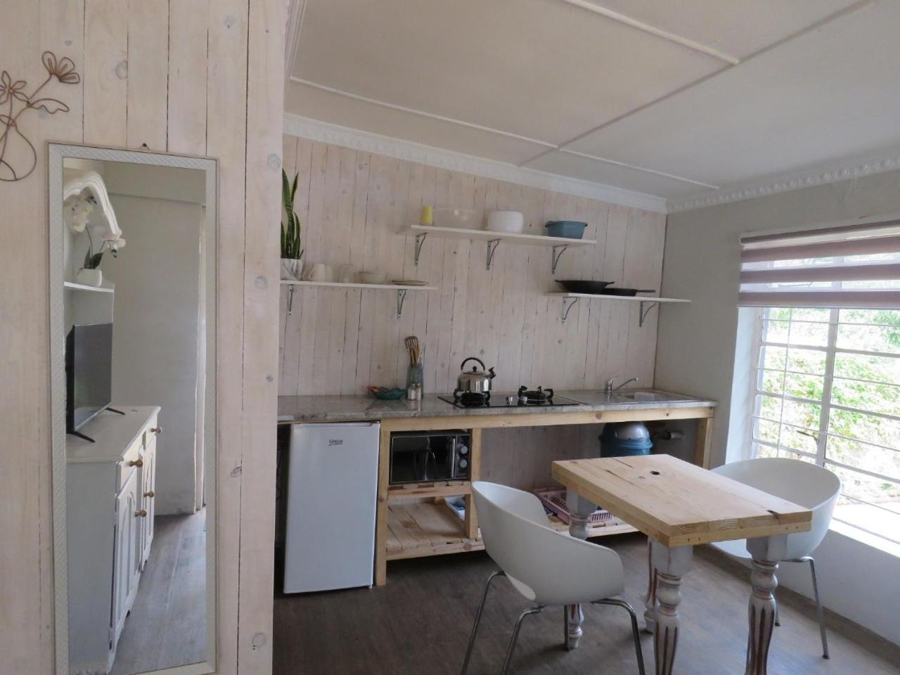 Avalon Cottages
