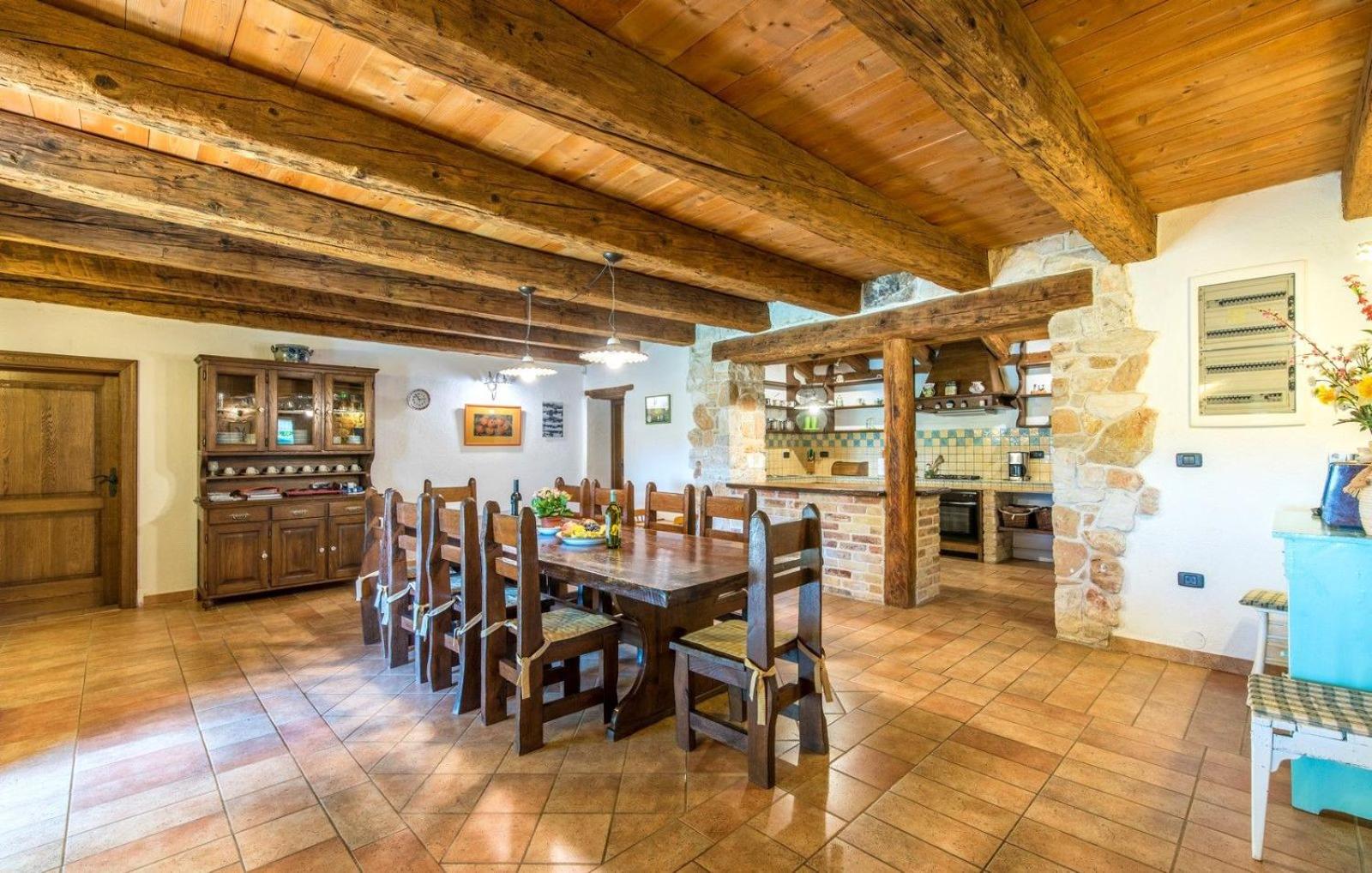 Rustic Villa Giselle with pool in Vizinada view 5
