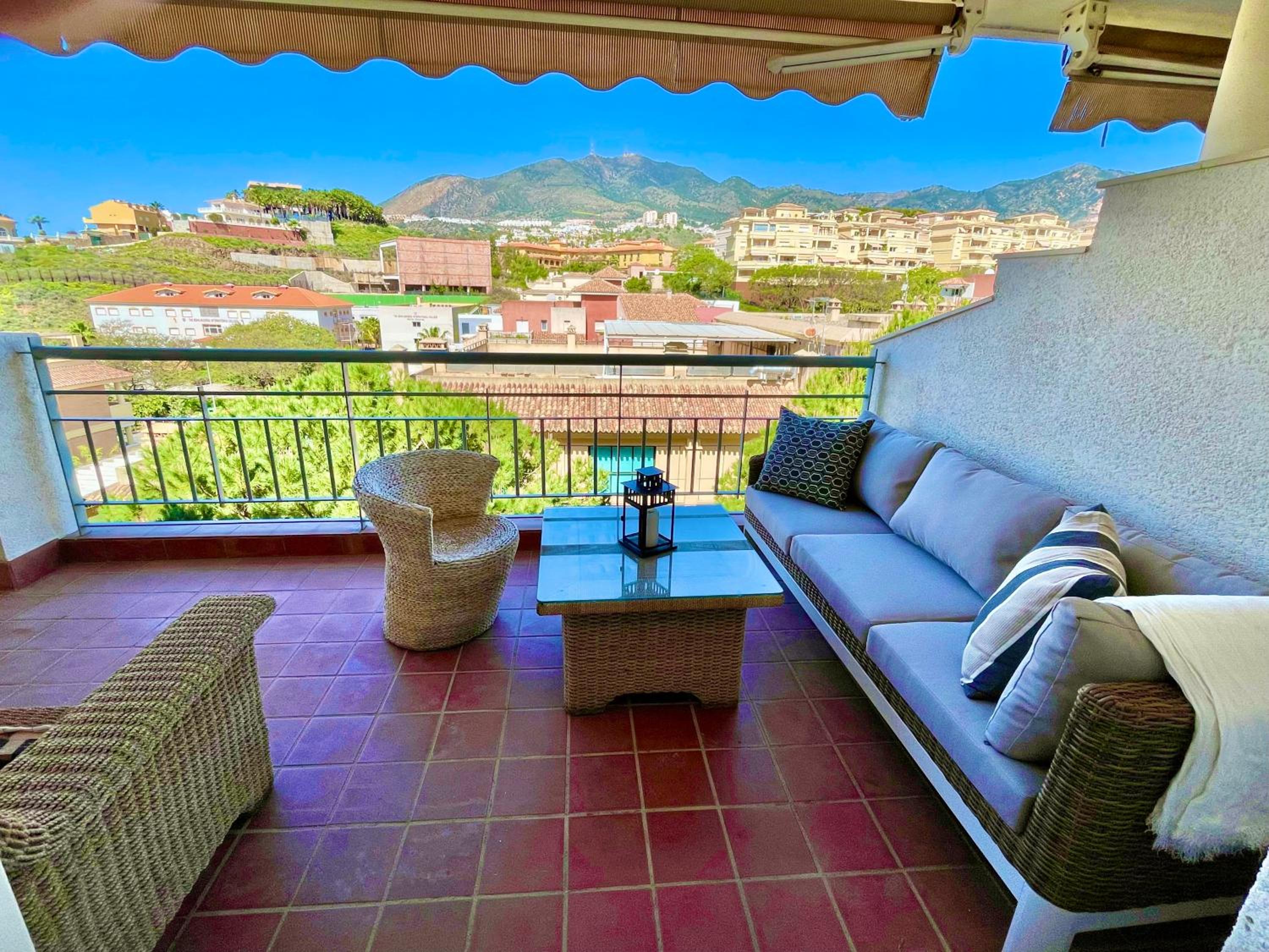 Large apartment nearby the sea