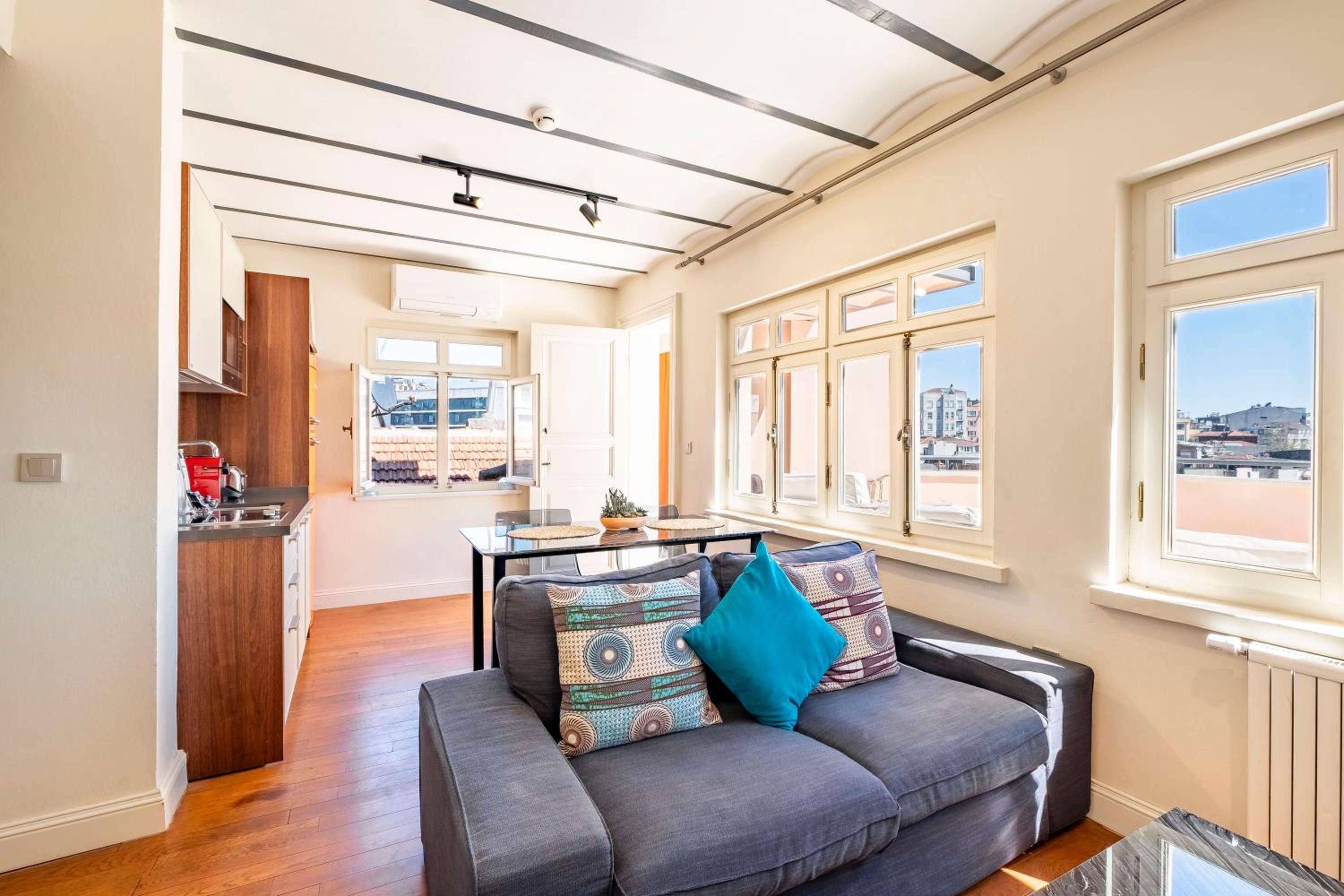 Homie Suites - Turna Residences in Cihangir