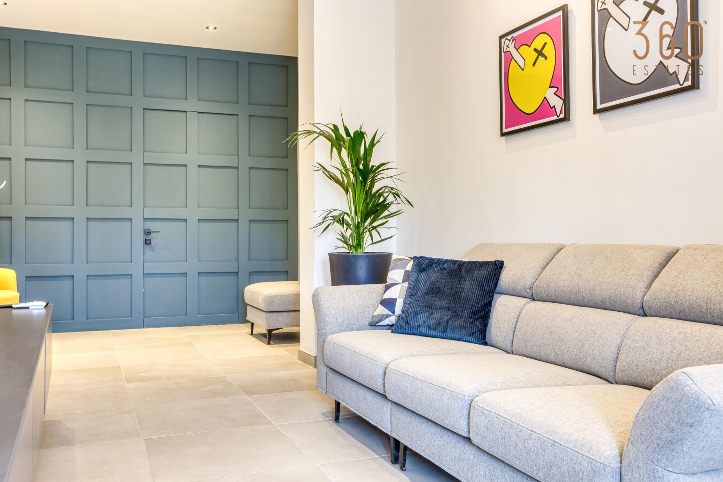 The ultimate luxury triplex home in Spinola Bay by 360 Estates photo 4