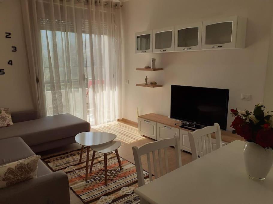 Warm lake apartament