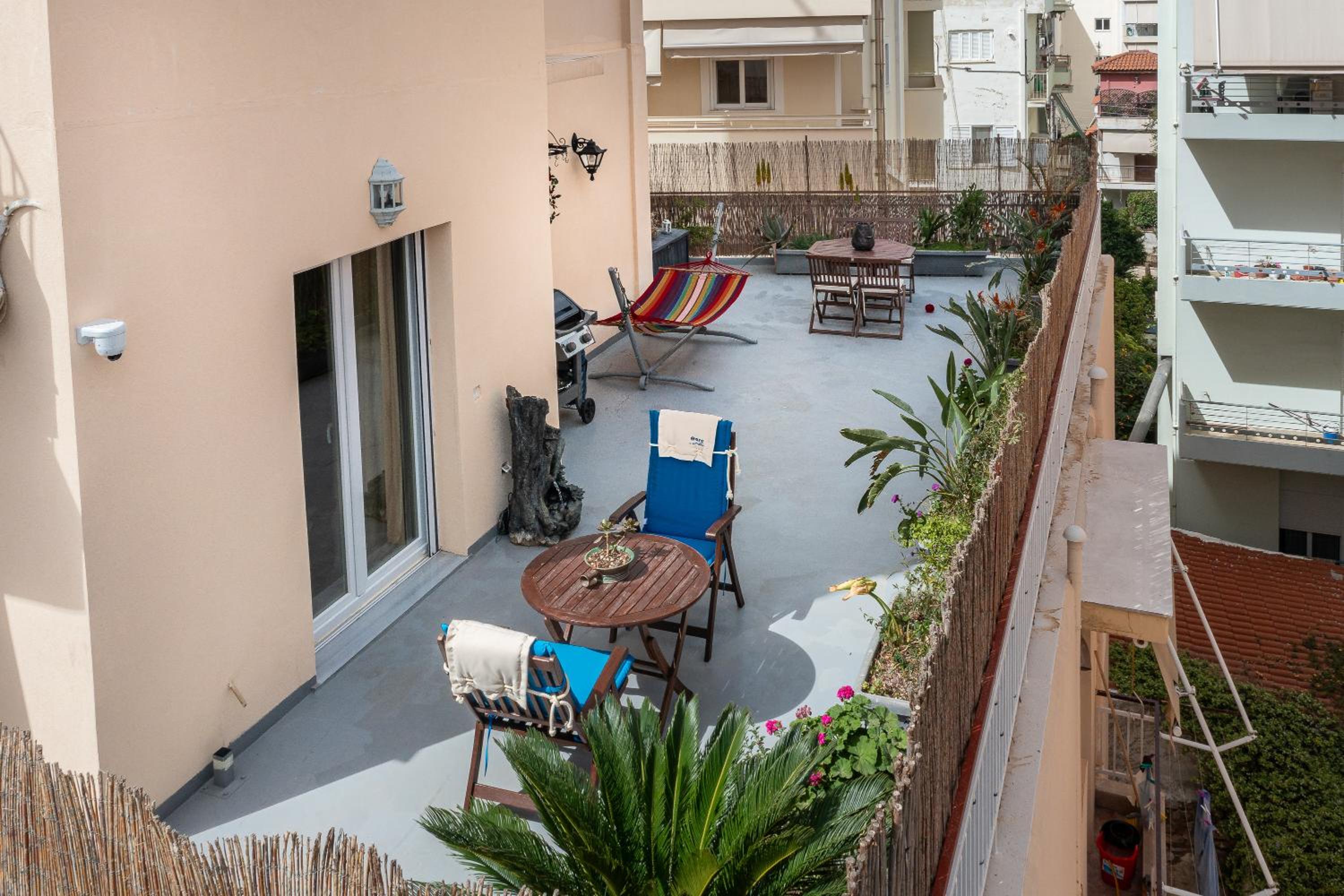 Athenian Oasis Near Athens Metro Mall photo 5