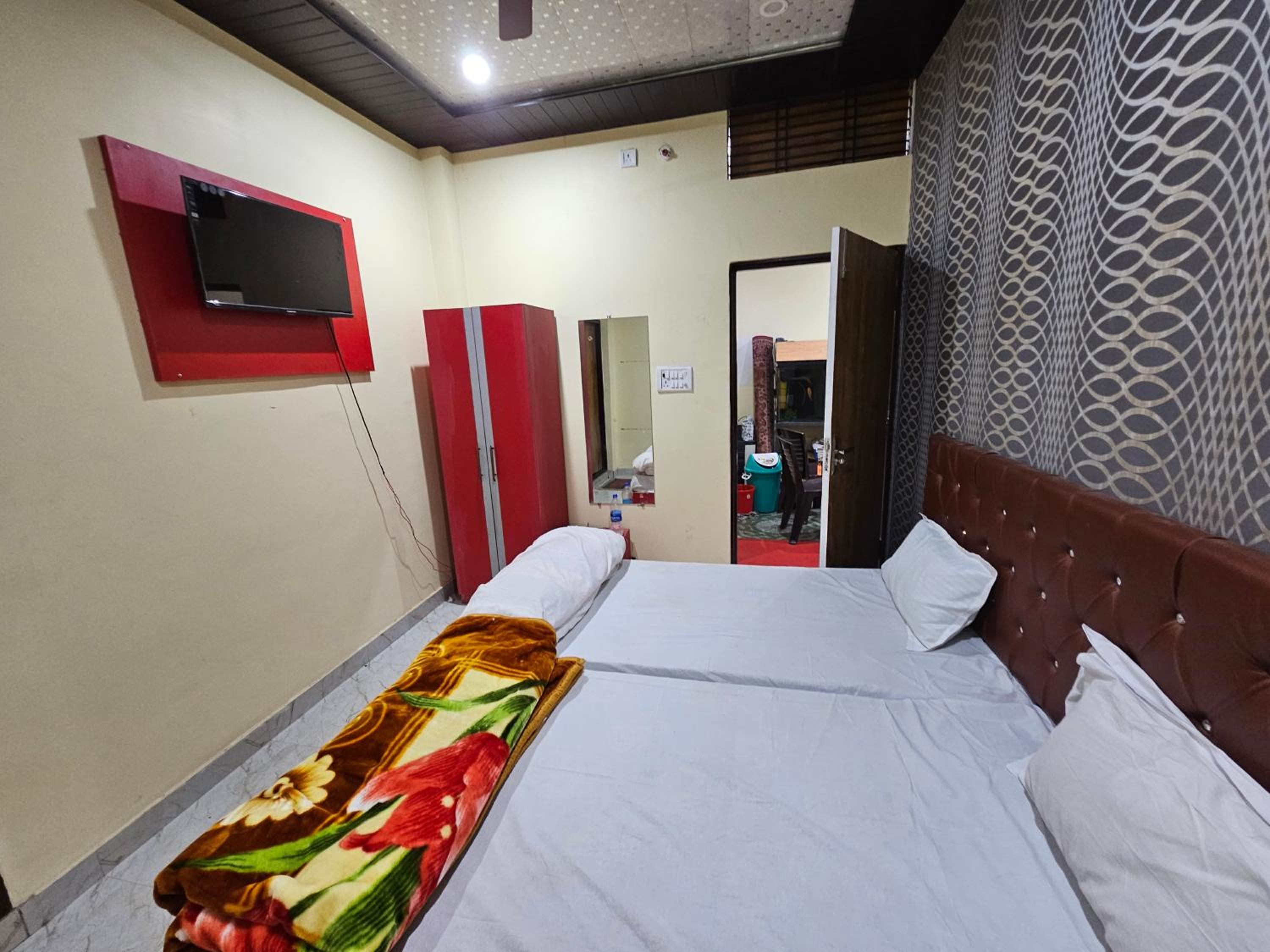 Hotel Kalika P Guest House