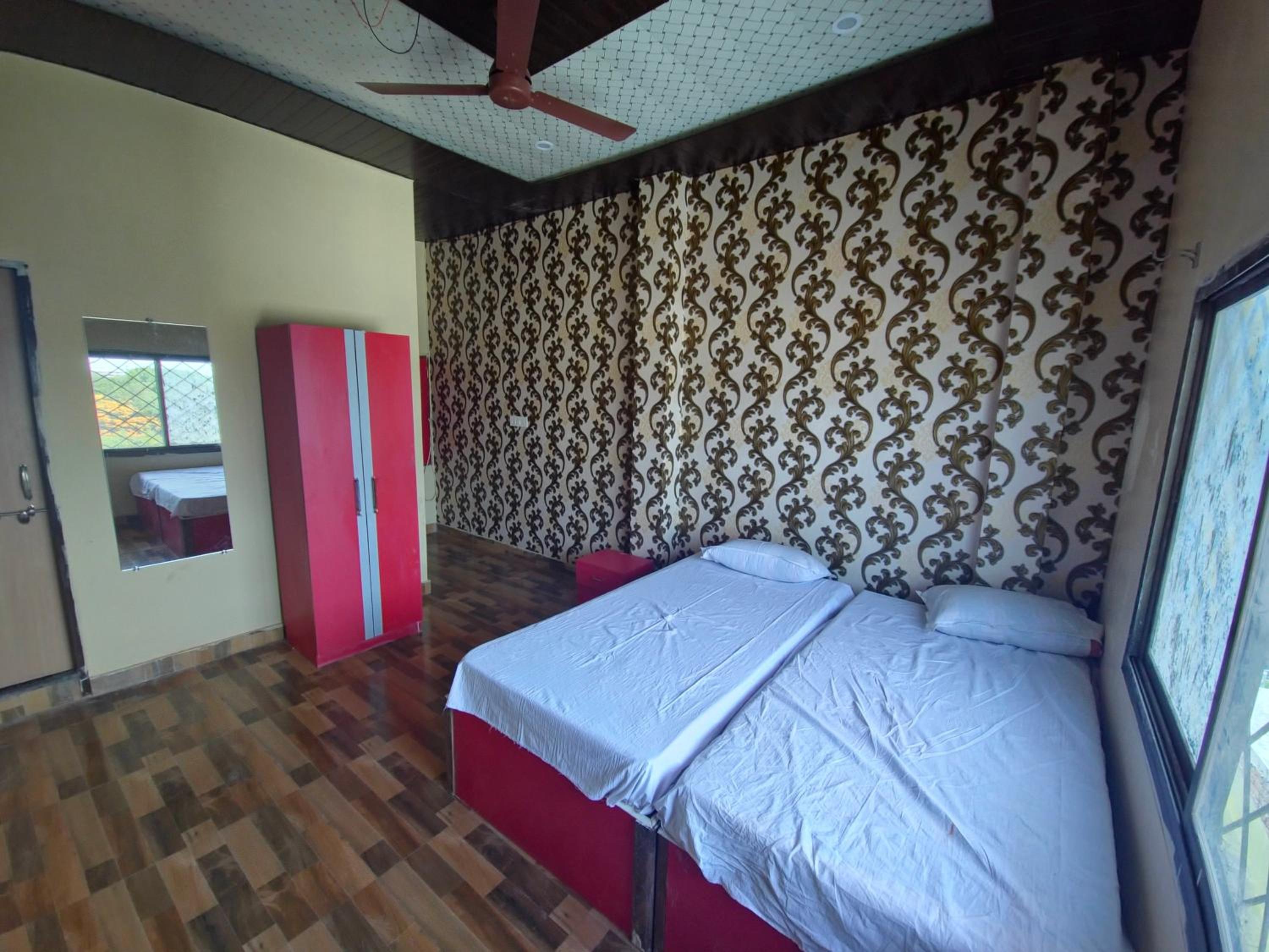 Hotel Kalika P Guest House