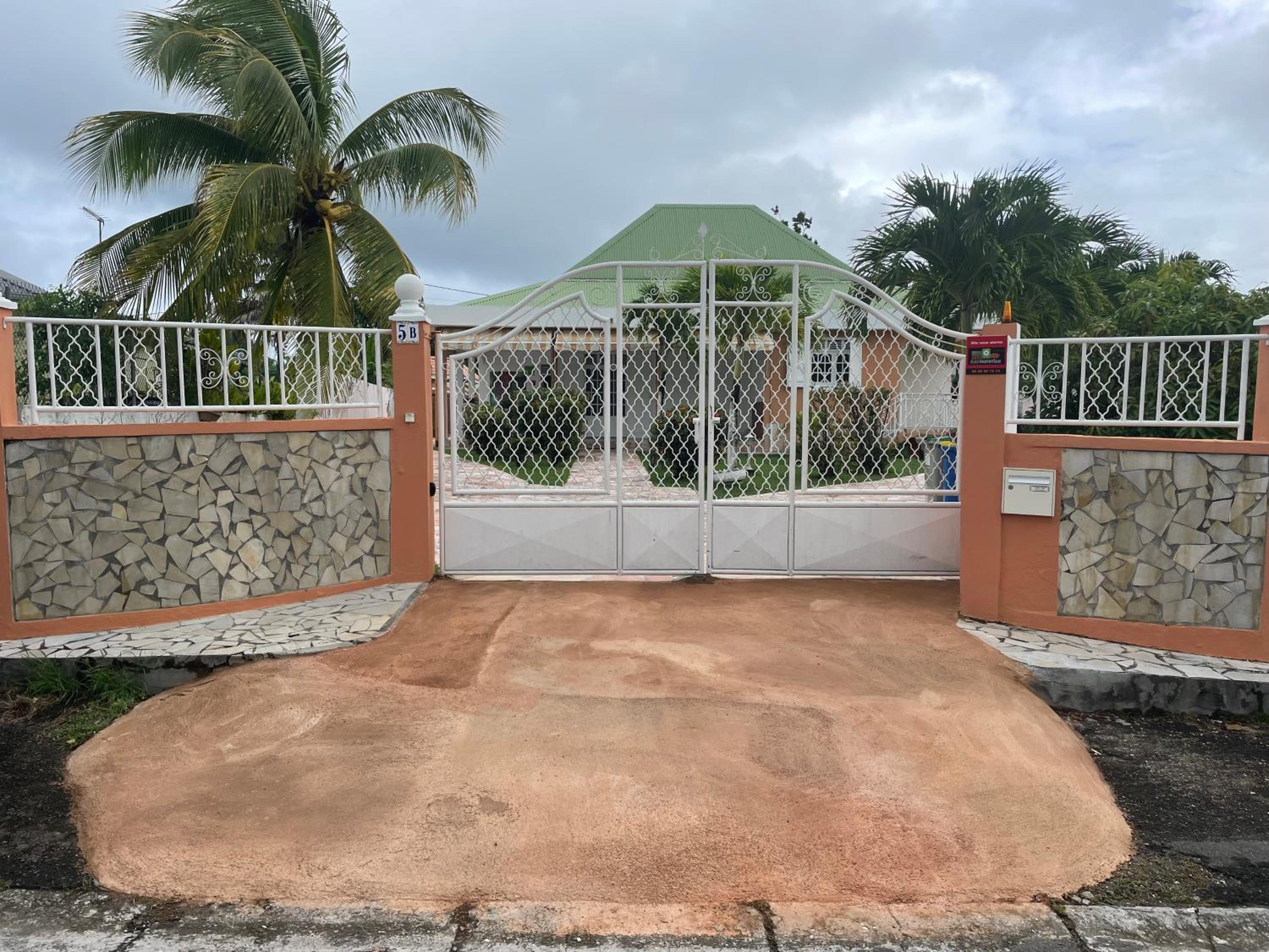 Villa Guadeloupe standing
