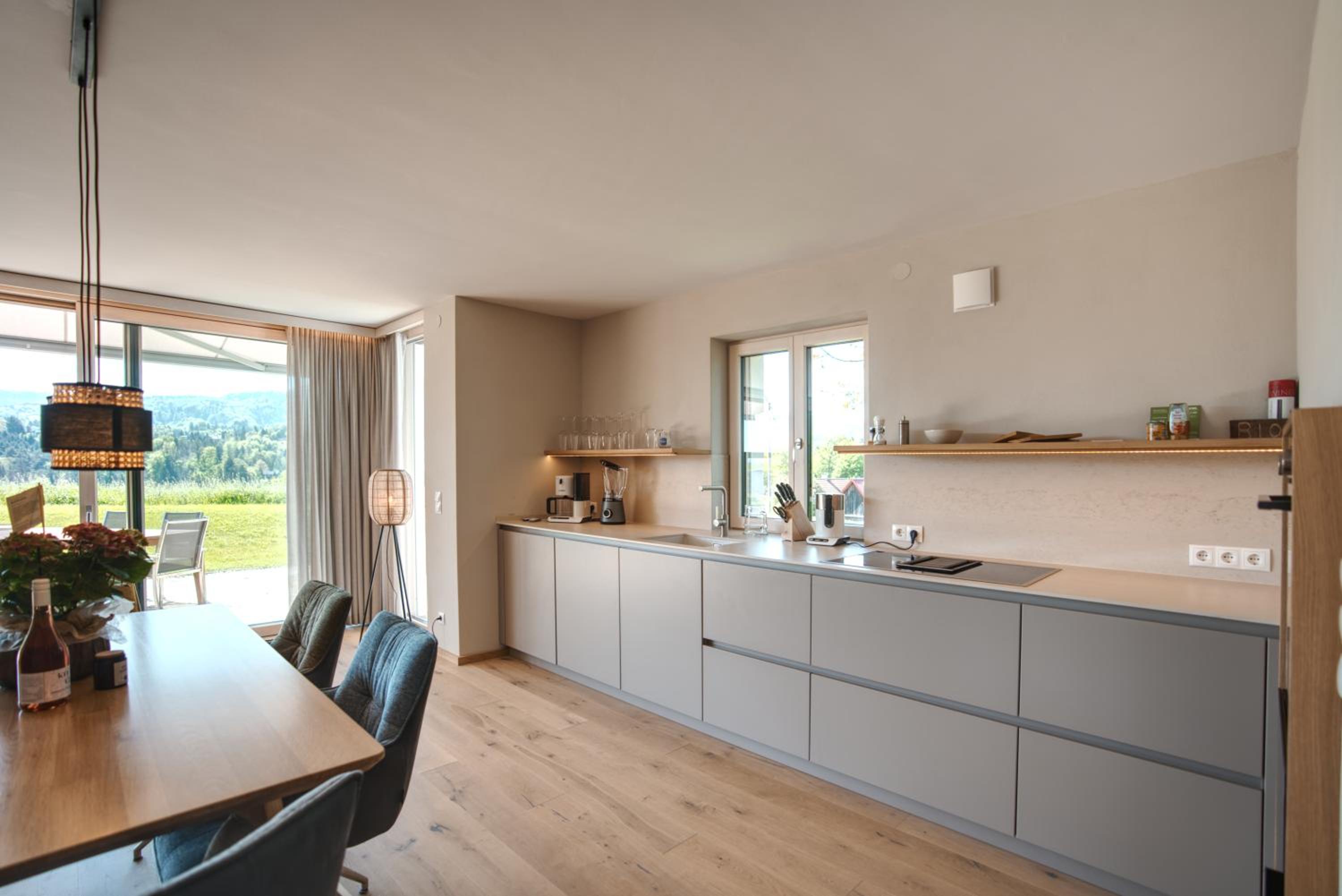 Stilvolles Ferienhaus Südsteiermark ruhige Lage top Aussicht & E-Ladestation