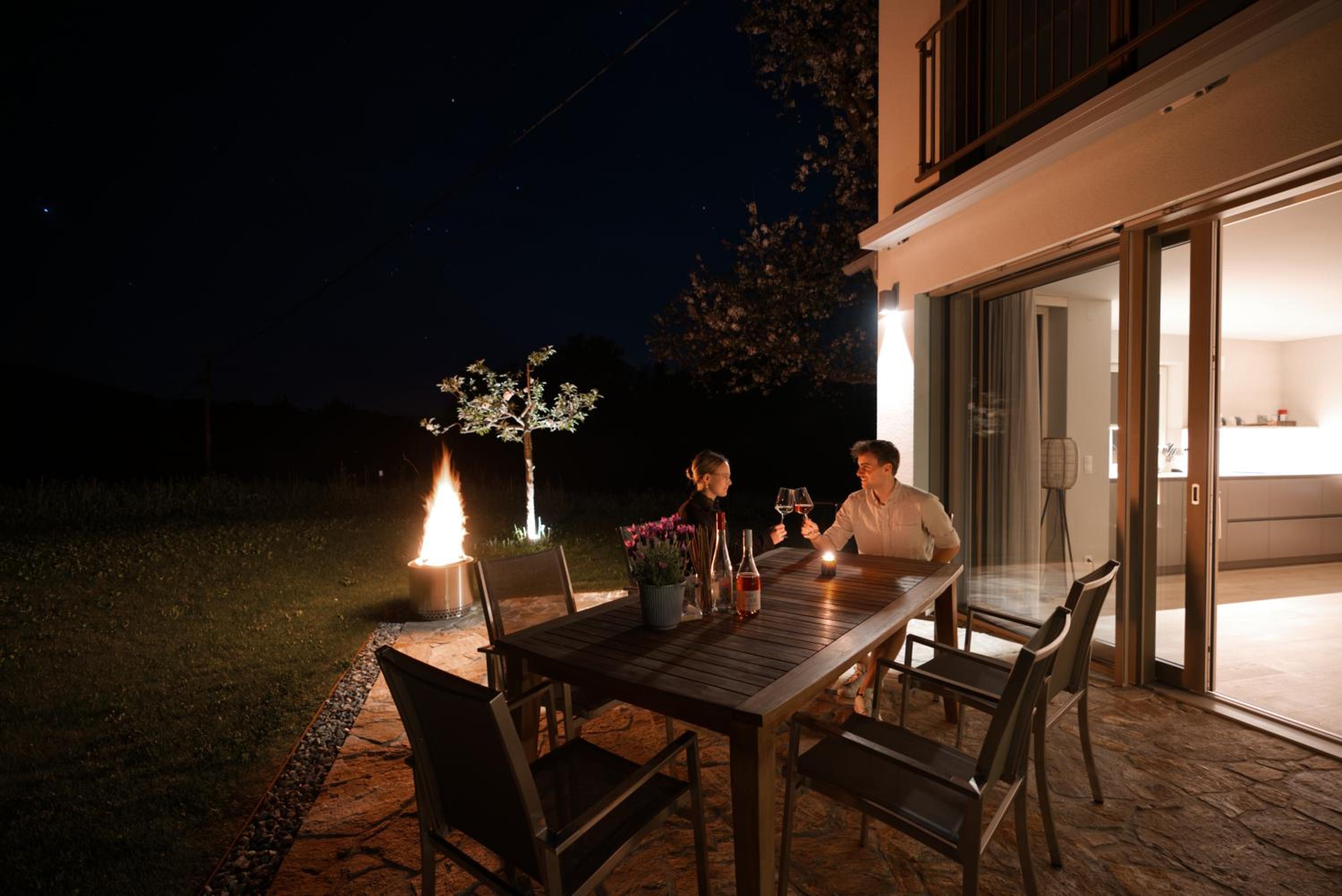 Stilvolles Ferienhaus Südsteiermark ruhige Lage top Aussicht & E-Ladestation