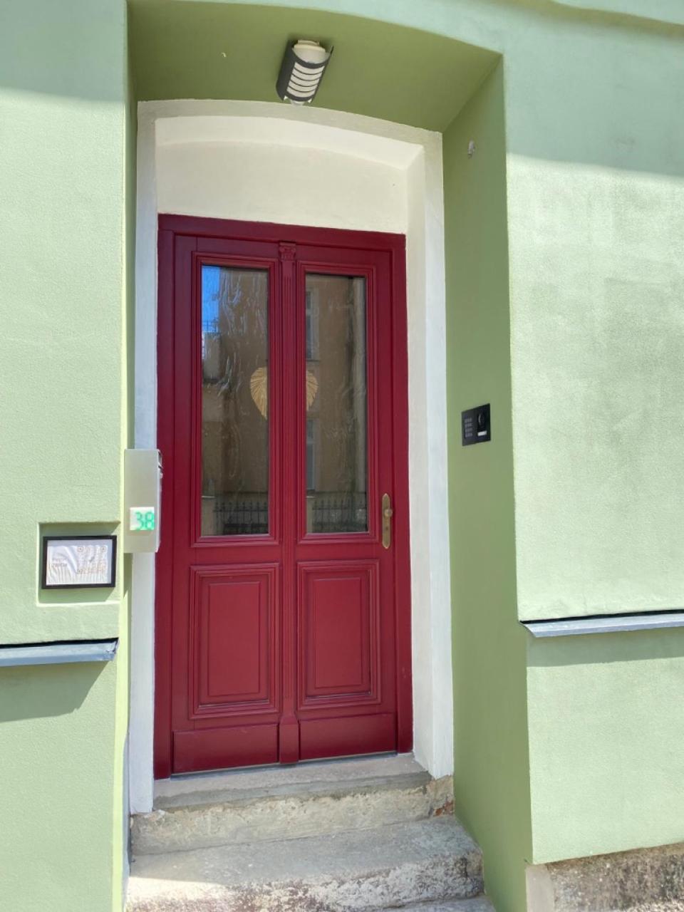 FOUR ROOMS Carlsbad Authentic