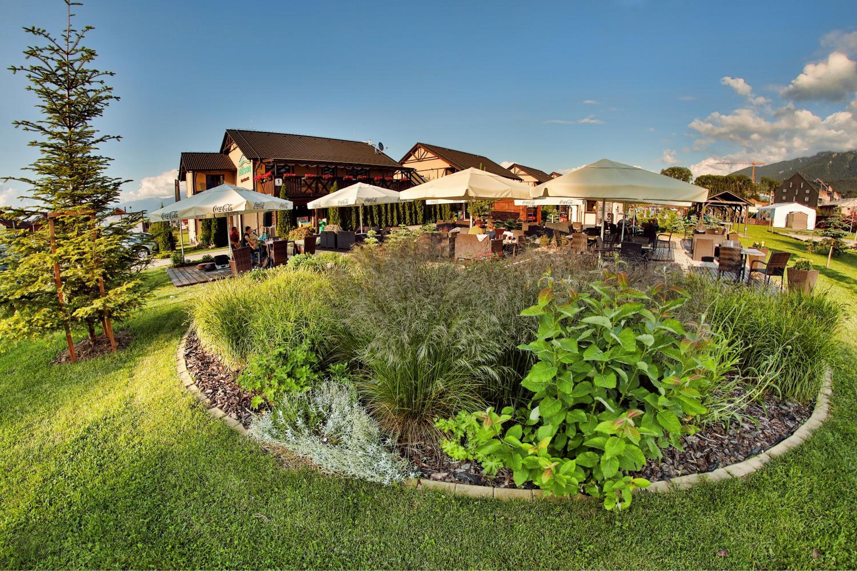 Hilson Jasna - Garden resort view 3
