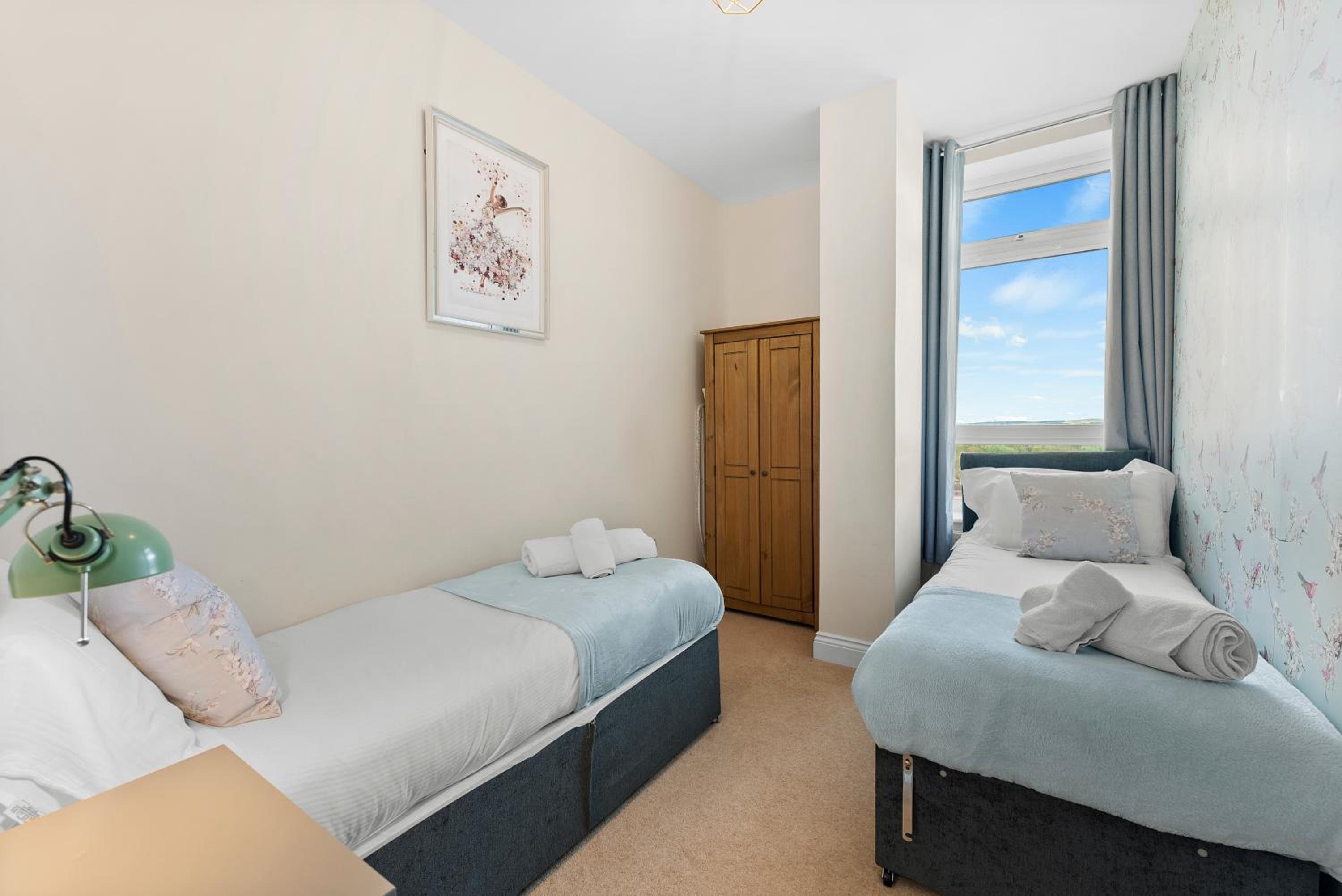 Serene Boutique - 2-Bed Retreat