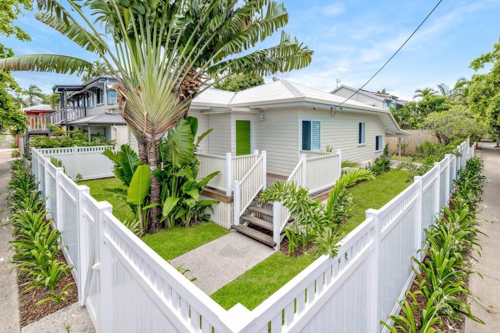 Hotel Cathy's Cottage - Image 1