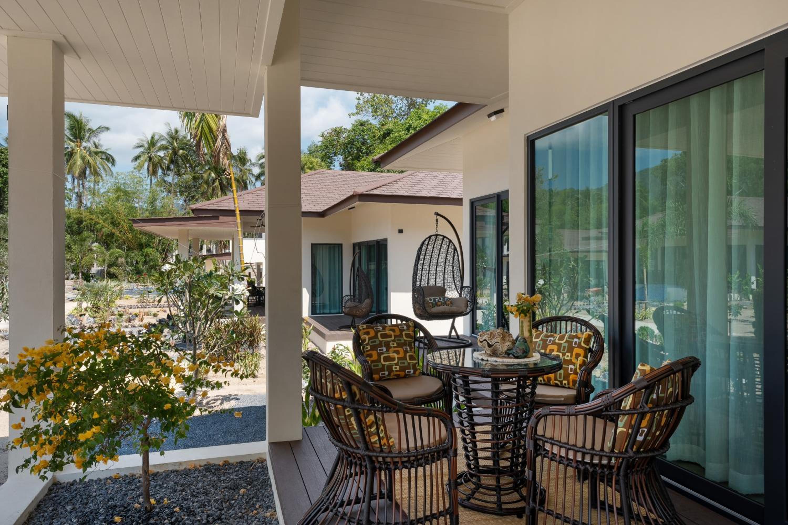 SHI Phangan Villas