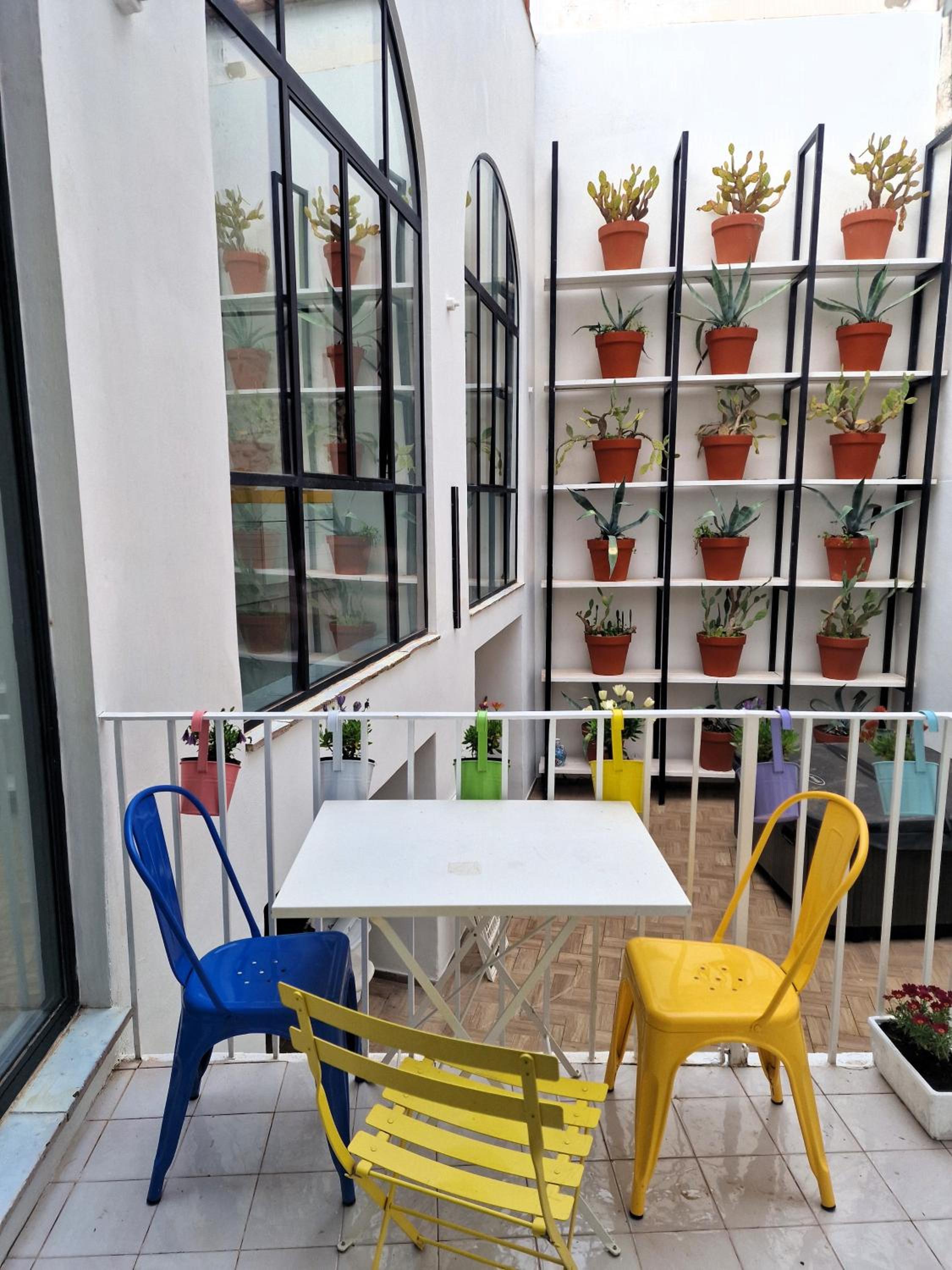 Capri Kronos Design Suites - 2 king beds, with gym, SPA & jacuzzi photo 2