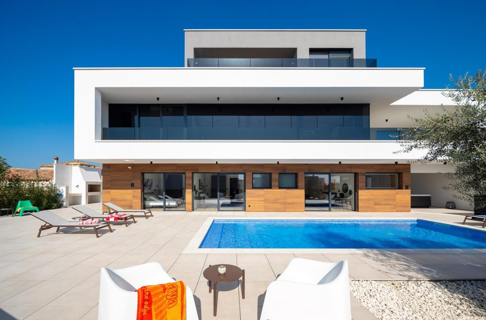 Villa Old Olive V view 3