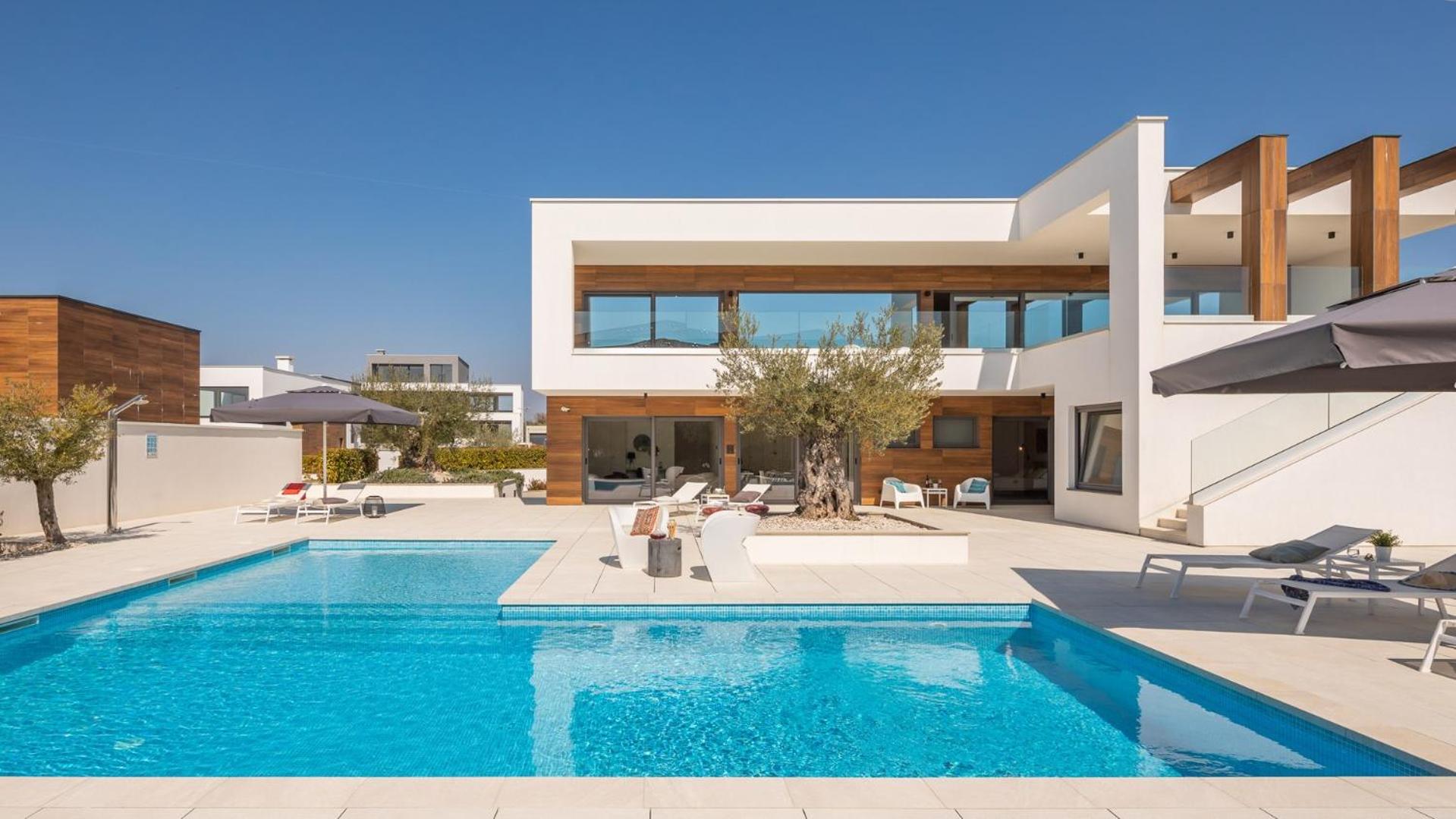 Villa Old Olive VIII view 4