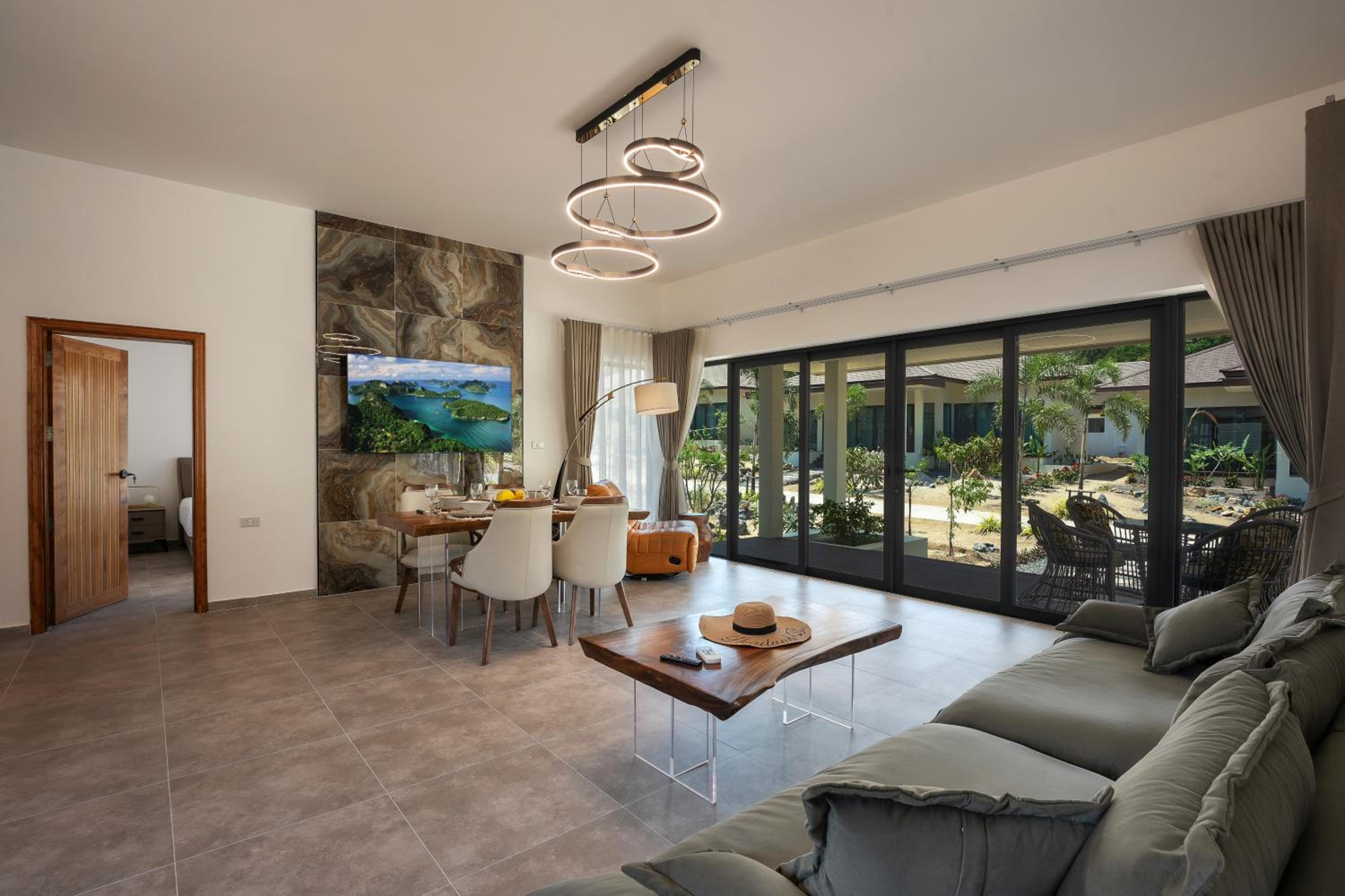 SHI Phangan Villas