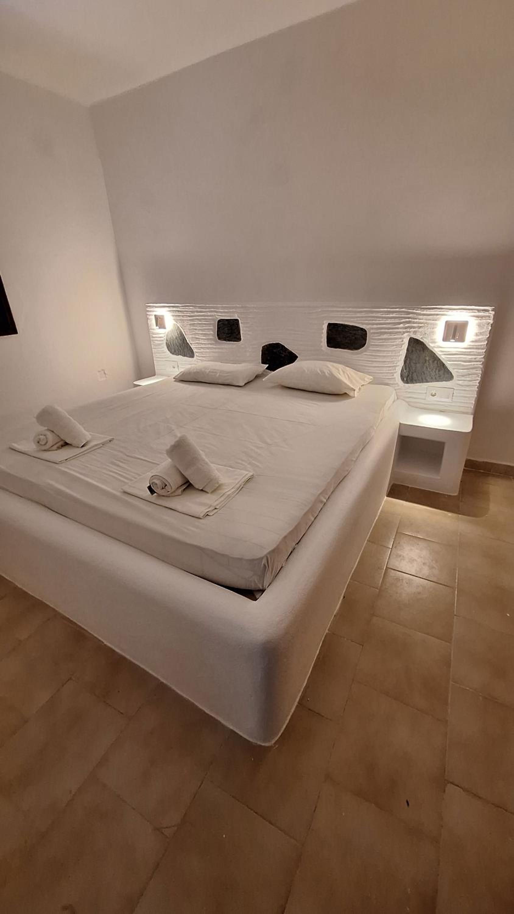 Chryssa Bungalows