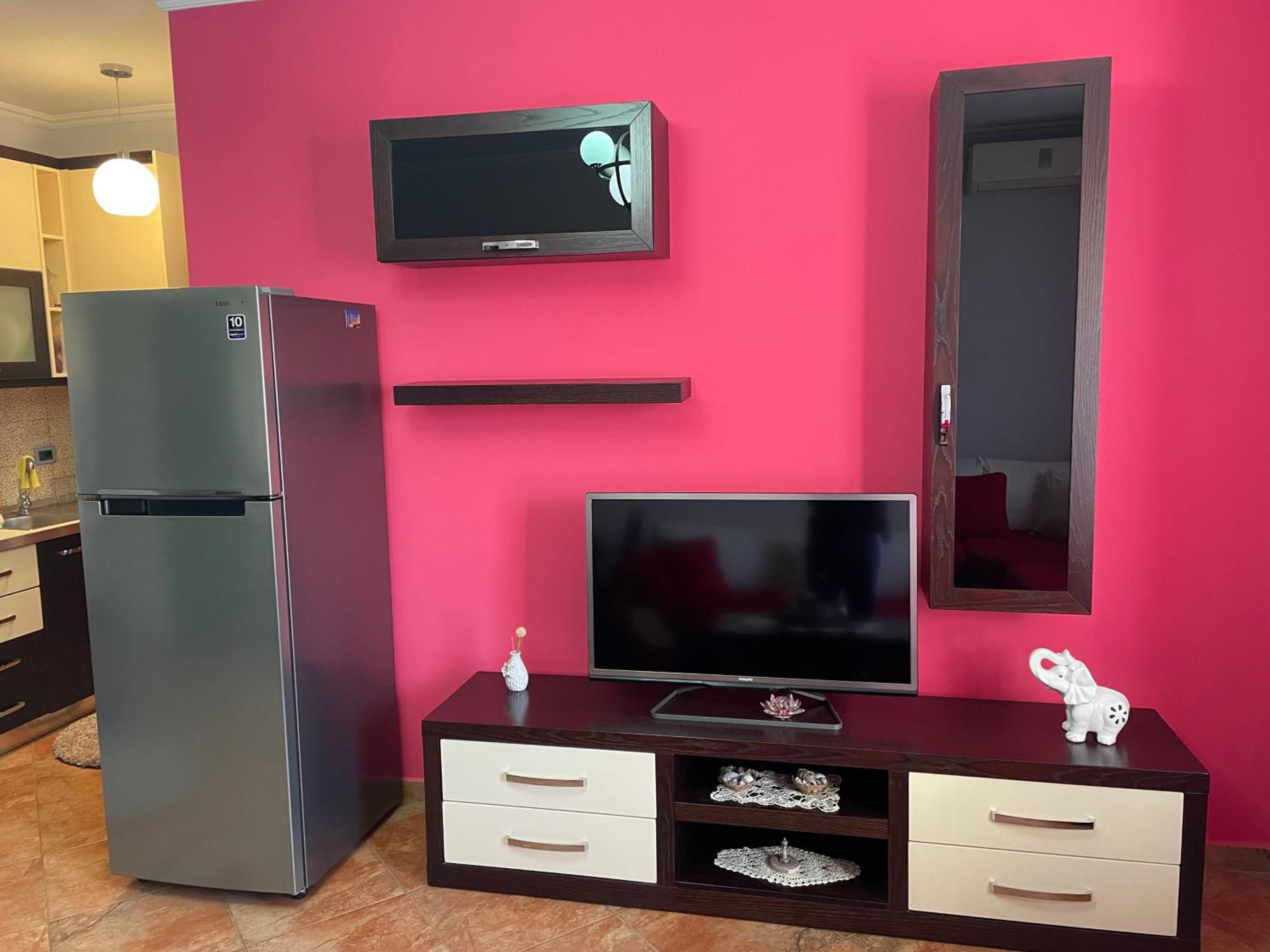 Central Comfy Apartment photo 2