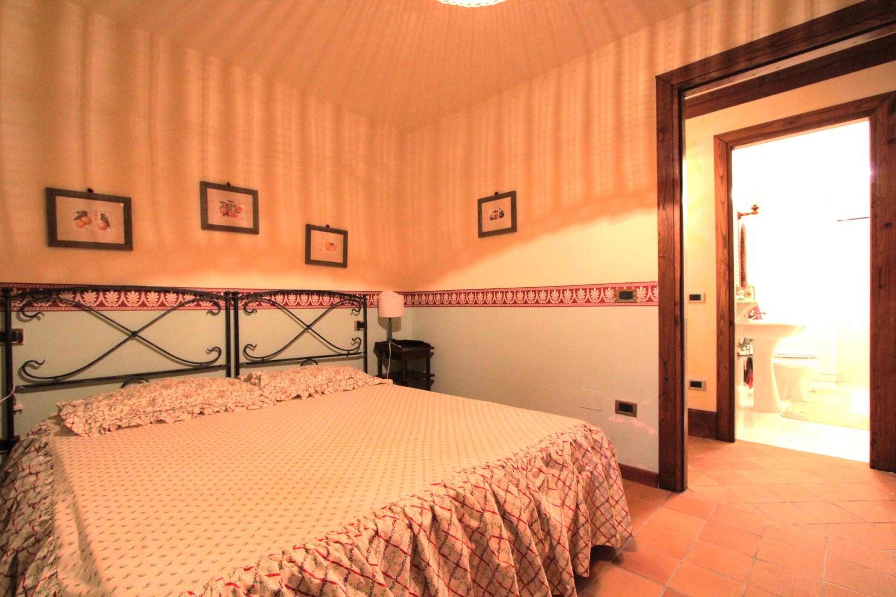 Luxury Villa with pool by Varental view 4