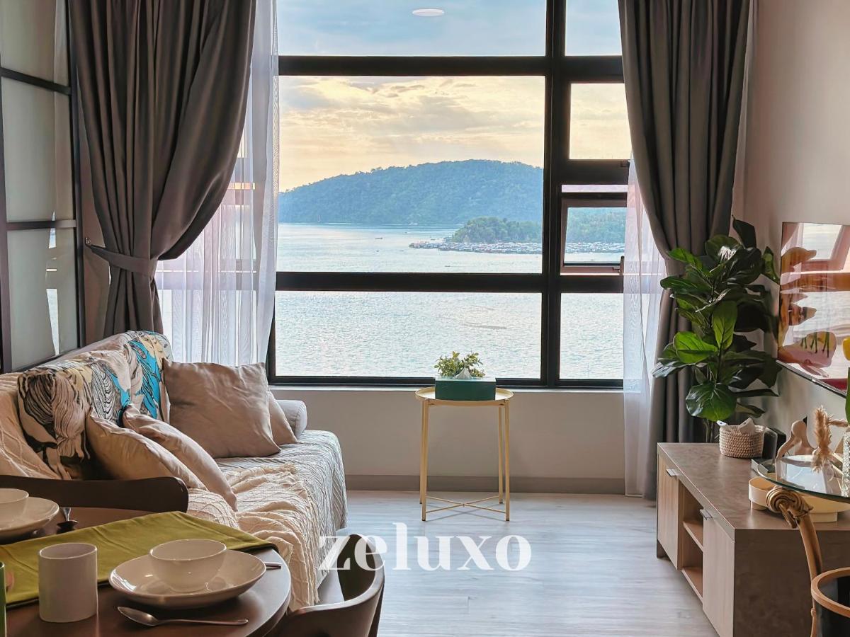 Hotel #1 Jesselton Quay City Pads Seaview by Zeluxo - Image 1