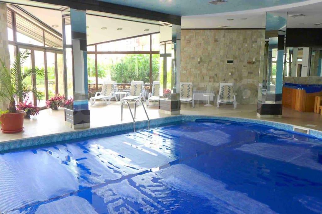 Private cozy at Alpin Lodge Studio + SPA Complex