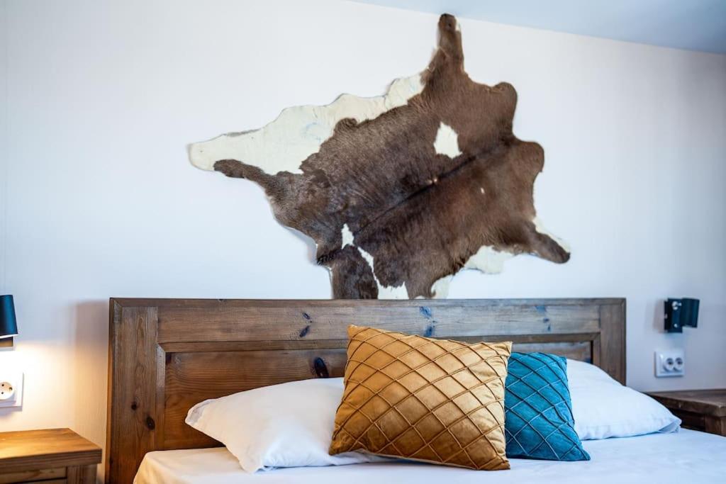 Private cozy at Alpin Lodge Studio + SPA Complex