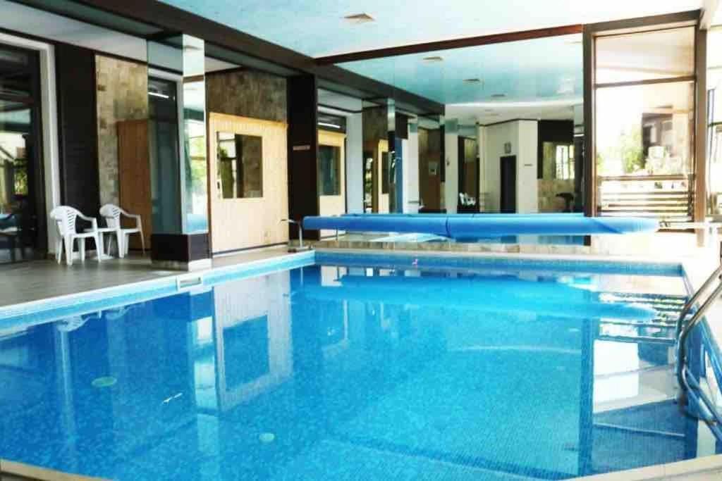 Private cozy at Alpin Lodge Studio + SPA Complex