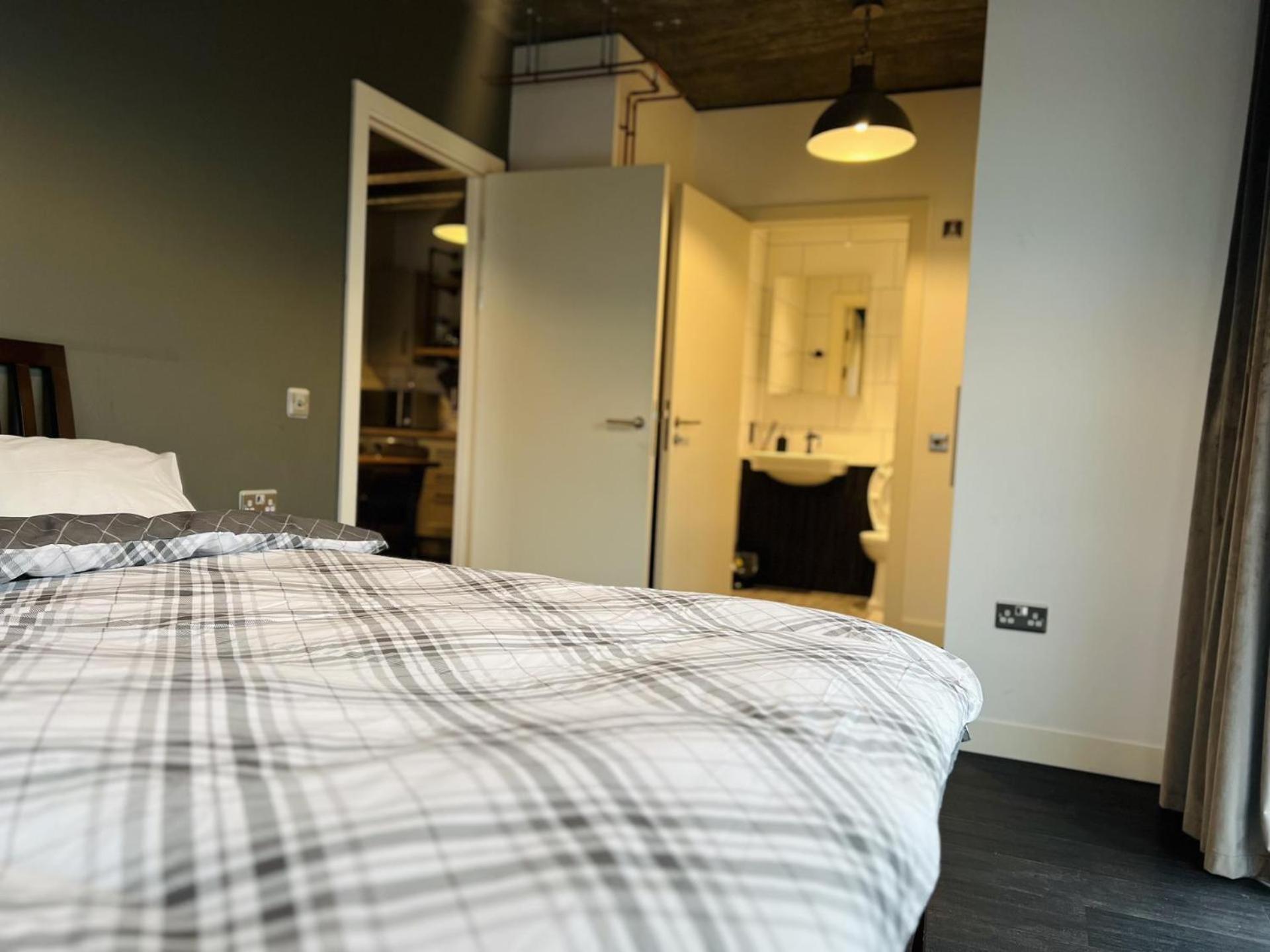 Homely 2-Bed Apartment with stunning Views Wembley