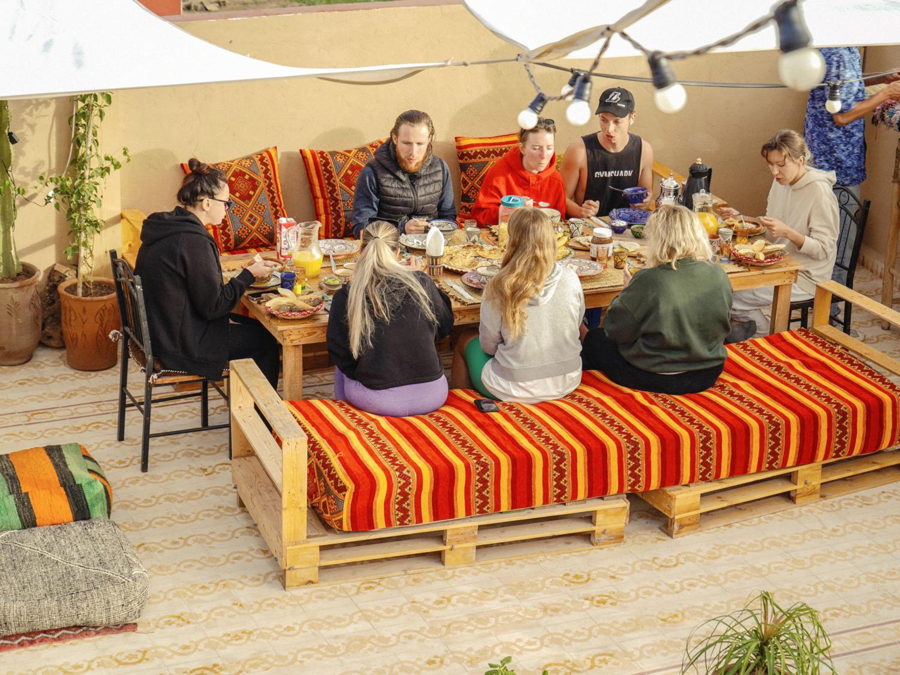 dining