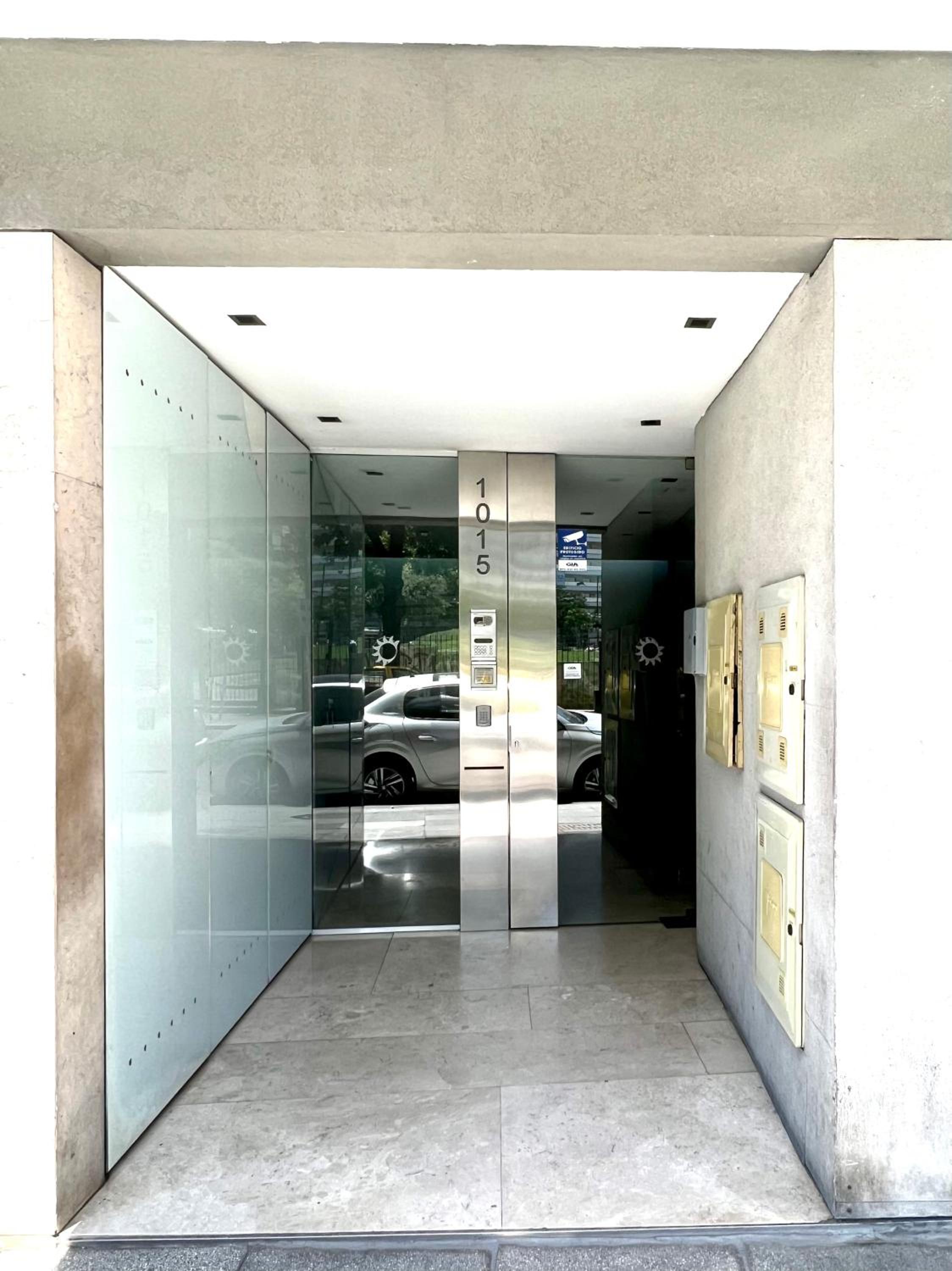 TANGO Estudio, piscina y gym