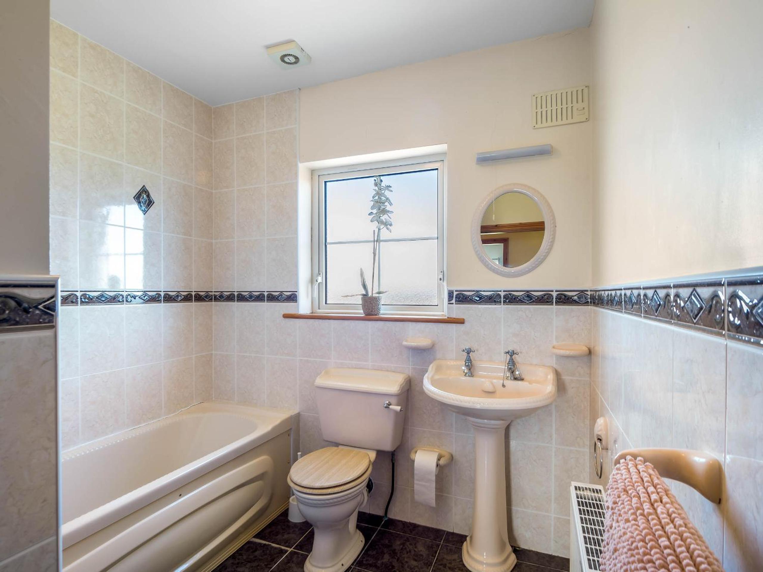 Annerfield House