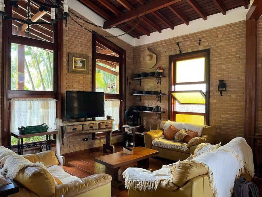 Casa 30 m da praia,condomínio Tenório