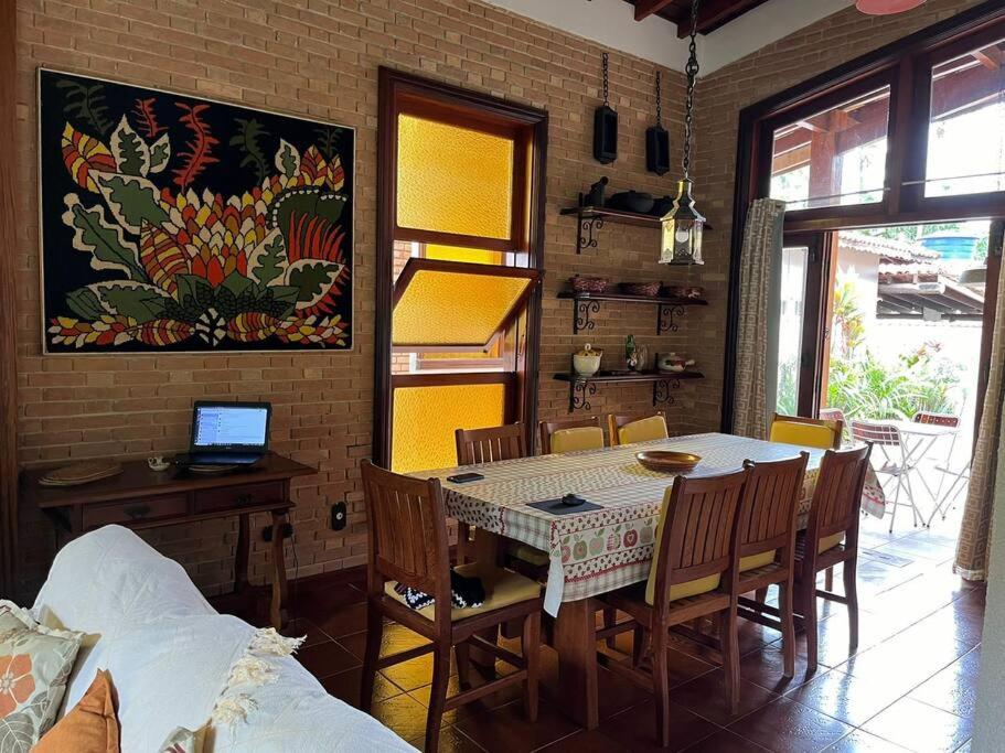 Casa 30 m da praia,condomínio Tenório