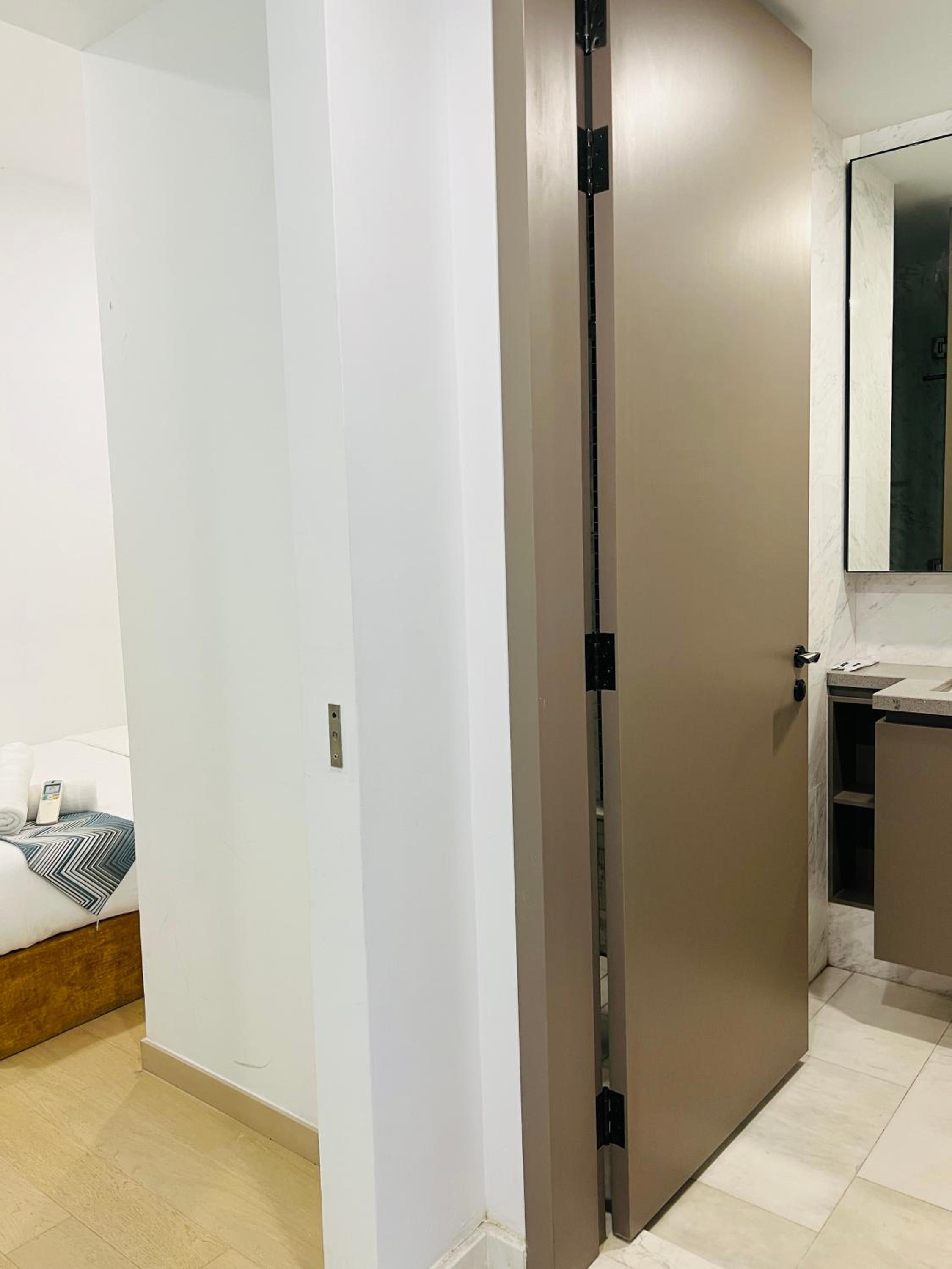 Eaton residence suites By CoX