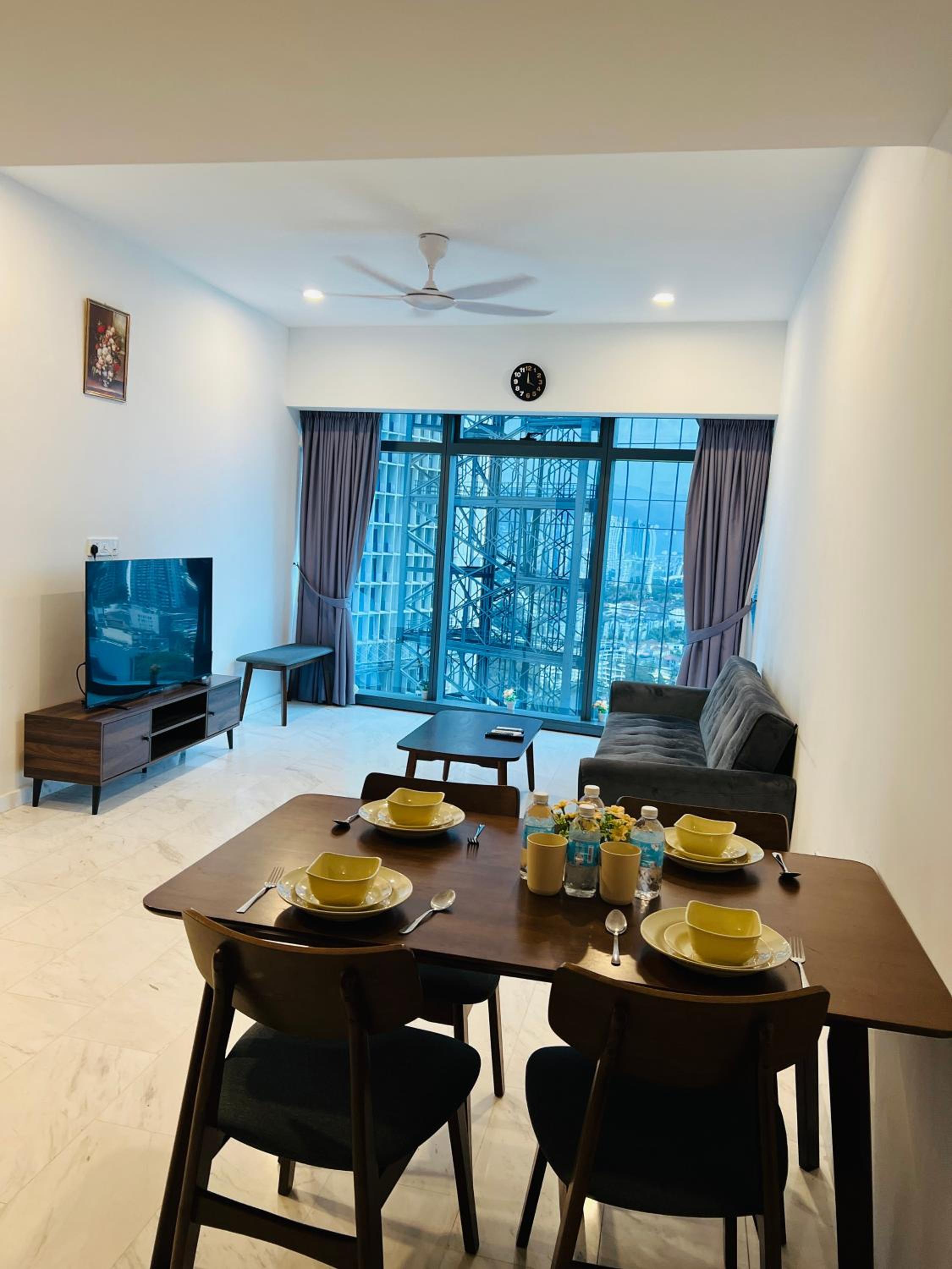 Eaton residence suites By CoX