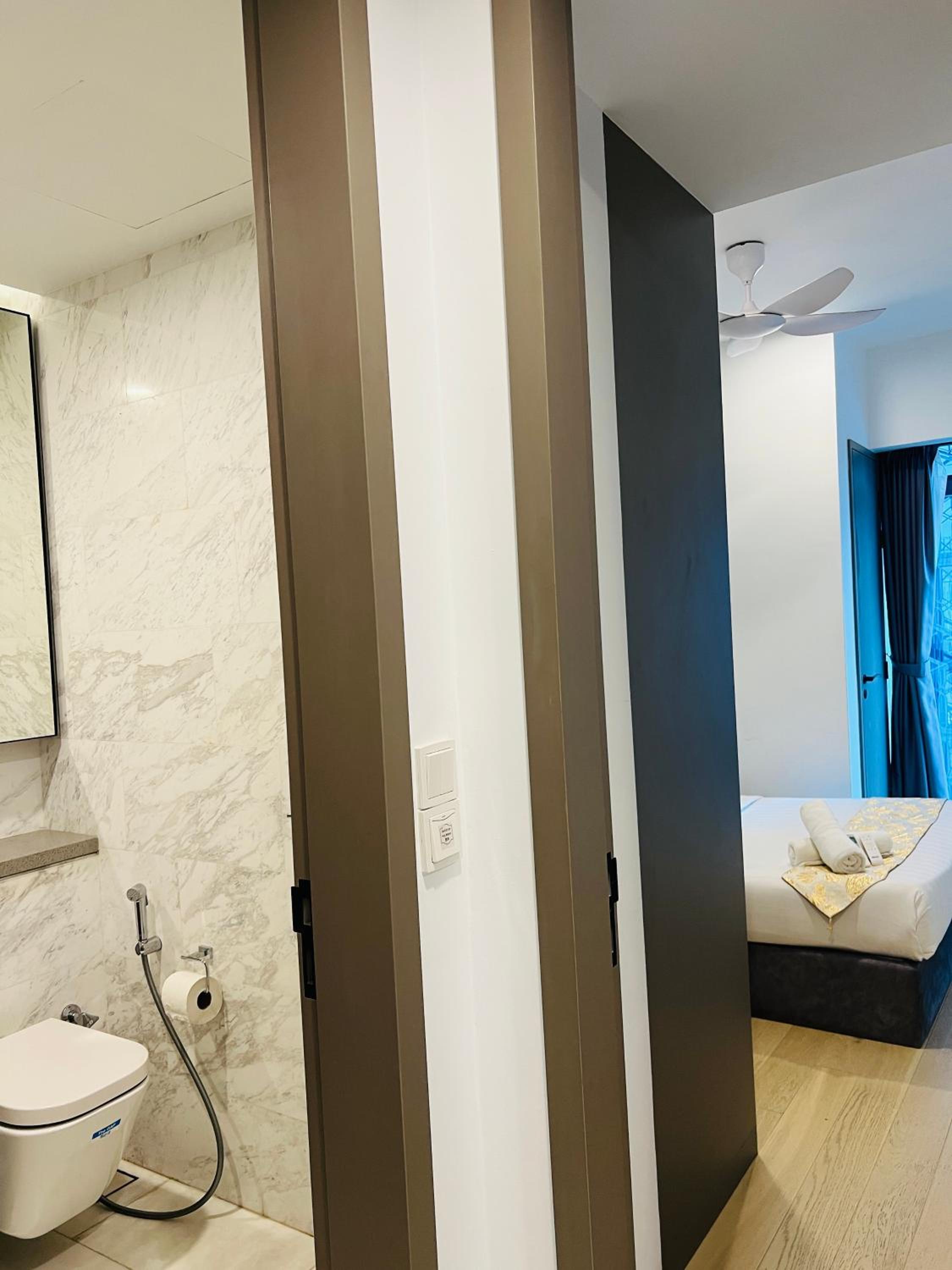 Eaton residence suites By CoX