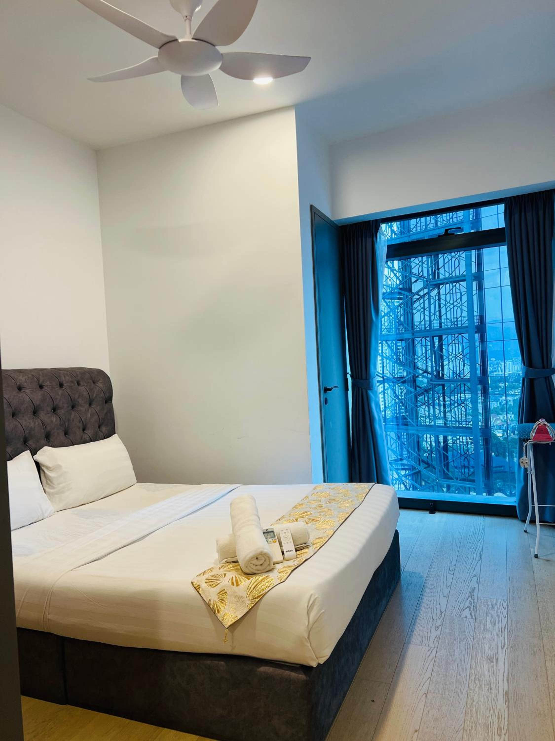 Eaton residence suites By CoX