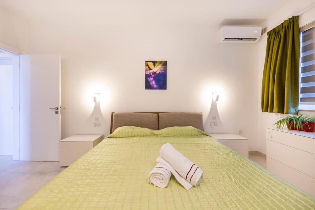 NGH12 - Lovely and Spacious 2 Bedroom Apartment